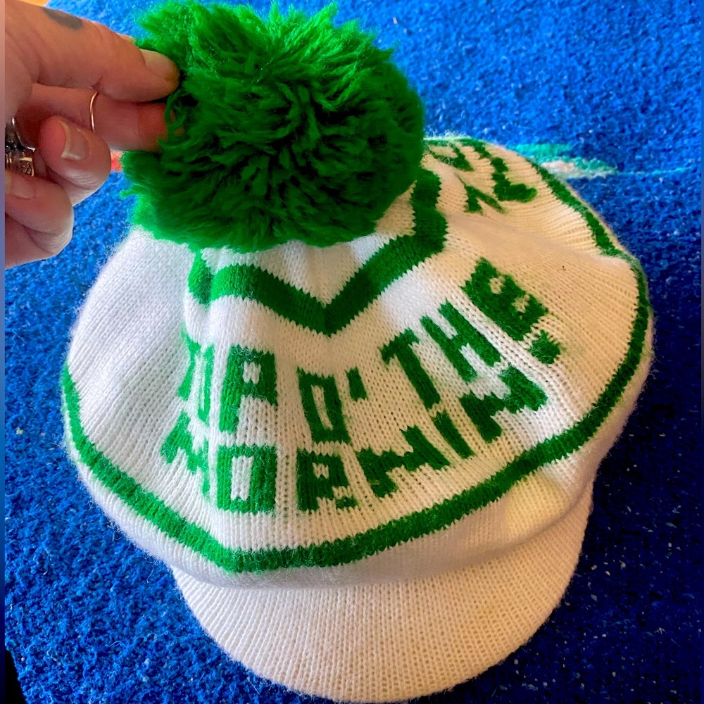 VTG Top O’ the Mornin’ Knit Cabbie Hat! Pom Pom on top. Bill. Great Condition!